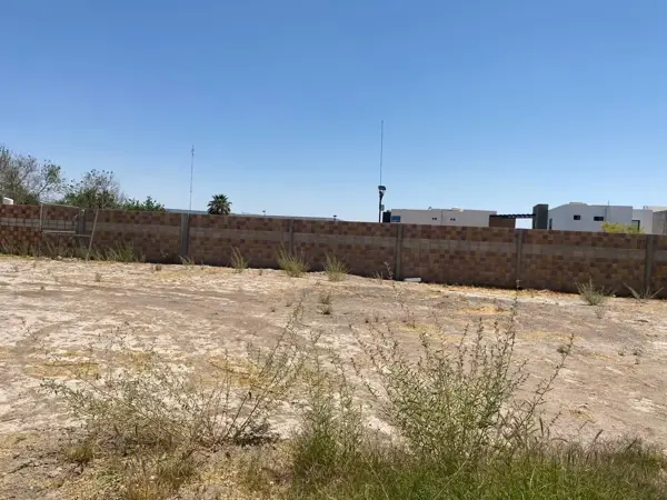 Terreno en venta en Villas del Renacimiento, Torreón — foto 2 de 11