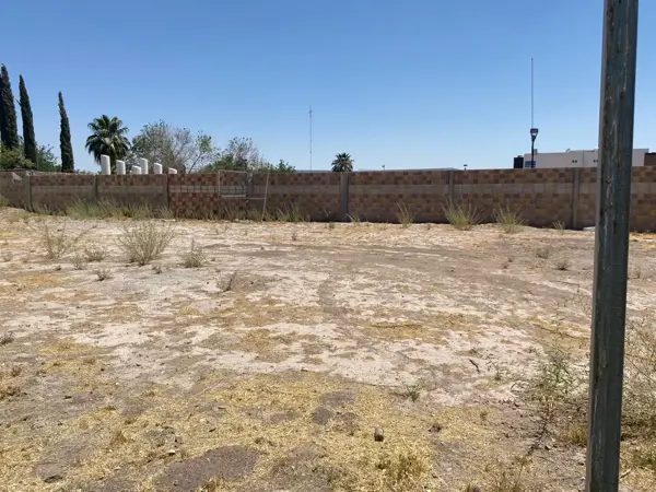 Terreno en venta en Villas del Renacimiento, Torreón — foto 3 de 11