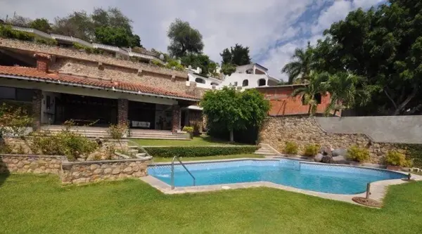 Casa en venta en Tequesquitengo, Jojutla — foto 2 de 18