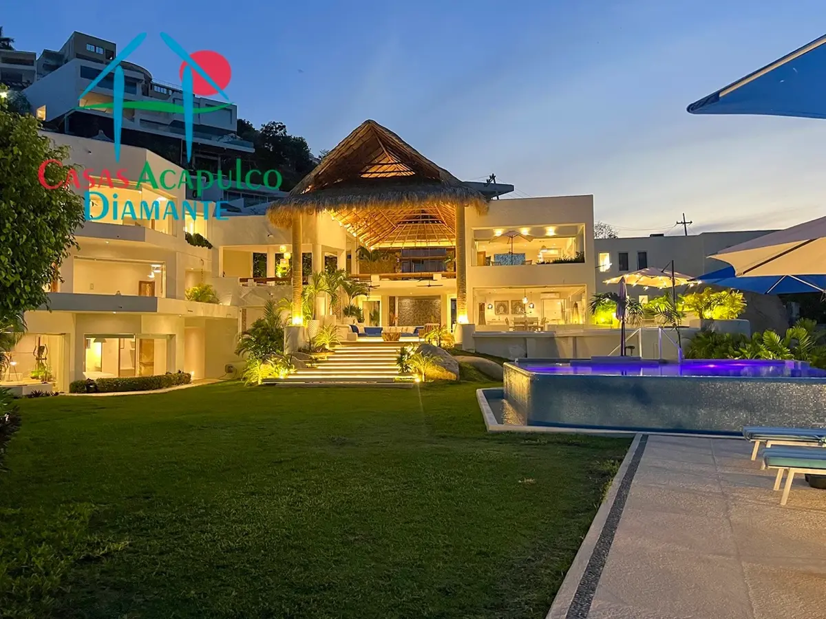 Casa en renta vacacional con alberca, jacuzzi y vista a la bahía de Acapulco Casa en renta vacacional con alberca, jacuzzi y vista a la bahía de Acapulco