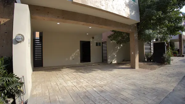 Casa en venta en Cumbres Le Fontaine, Monterrey — foto 2 de 28