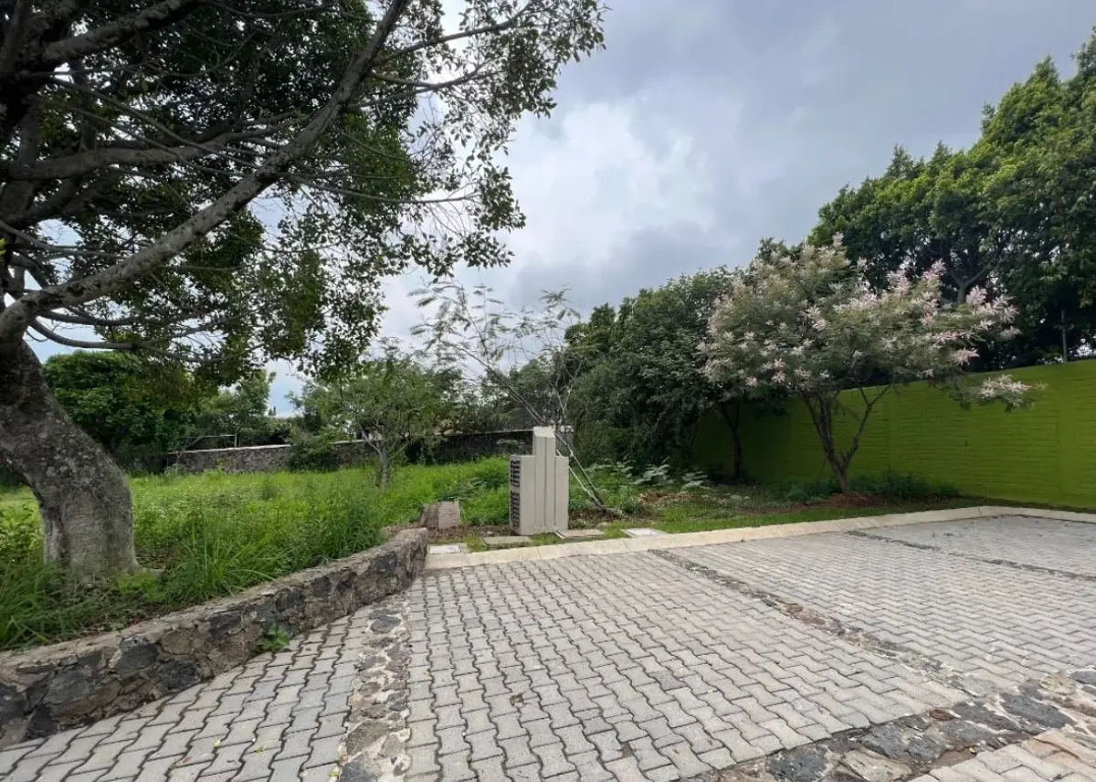 Terreno en venta en Lomas de Tetela, Cuernavaca — foto 1 de 8