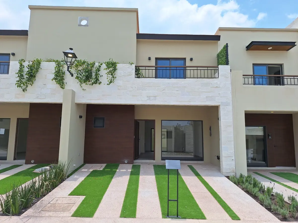 Casa en venta en Pedregal de Schoenstatt, Corregidora — foto 1 de 30