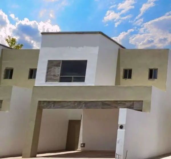 CASA EN VENTA CERCANA A PERIFERICO DE TORREON EN CIRCUITO PRIVADO