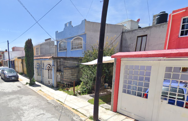 Casa en venta en Villas Santín, Toluca — foto 2 de 9