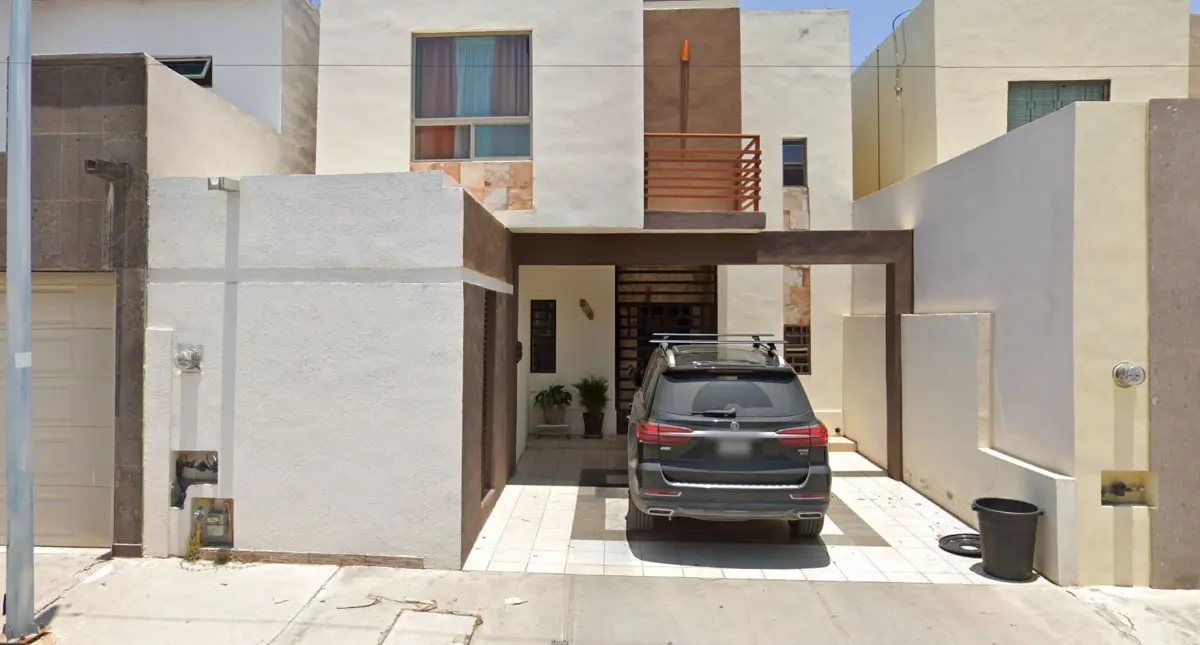 Casa en venta en Portales, Ramos Arizpe — foto 1 de 12
