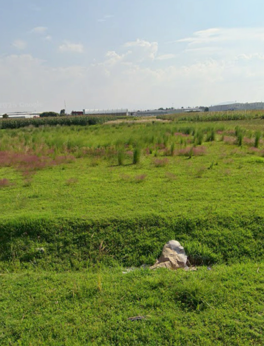 Terreno en venta en San Miguel Totocuitlapilco, Metepec