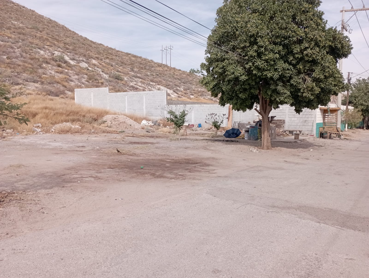 Terreno residencial en venta cercano a Carretera Santa Fe y Periférico de Torreón Terreno residencial en venta cercano a Carretera Santa Fe y Periférico de Torreón