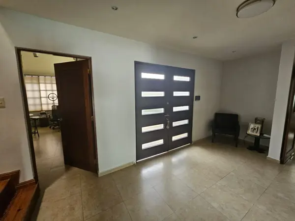 Casa en venta en Contry la Silla, Guadalupe — foto 3 de 27