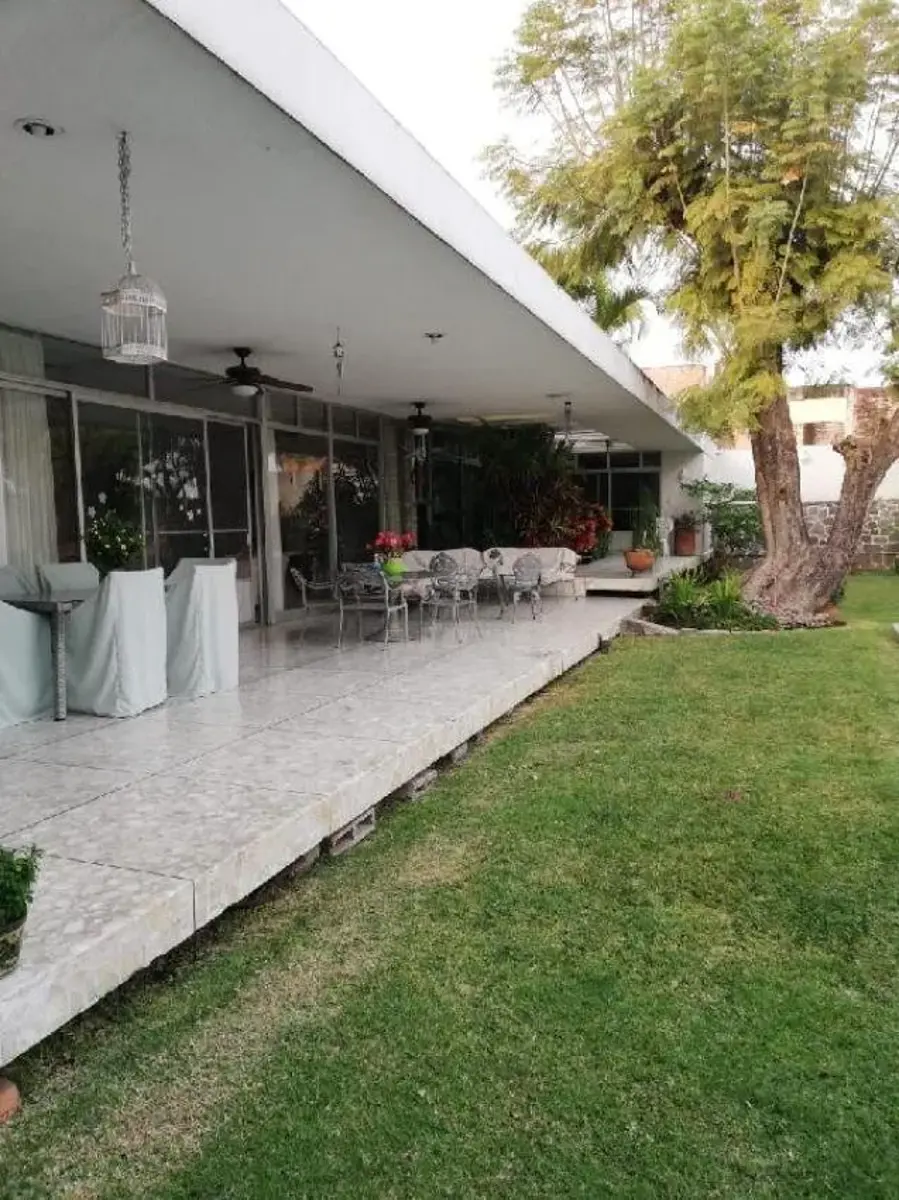 Casa en venta en Las Palmas, Cuernavaca — foto 1 de 19