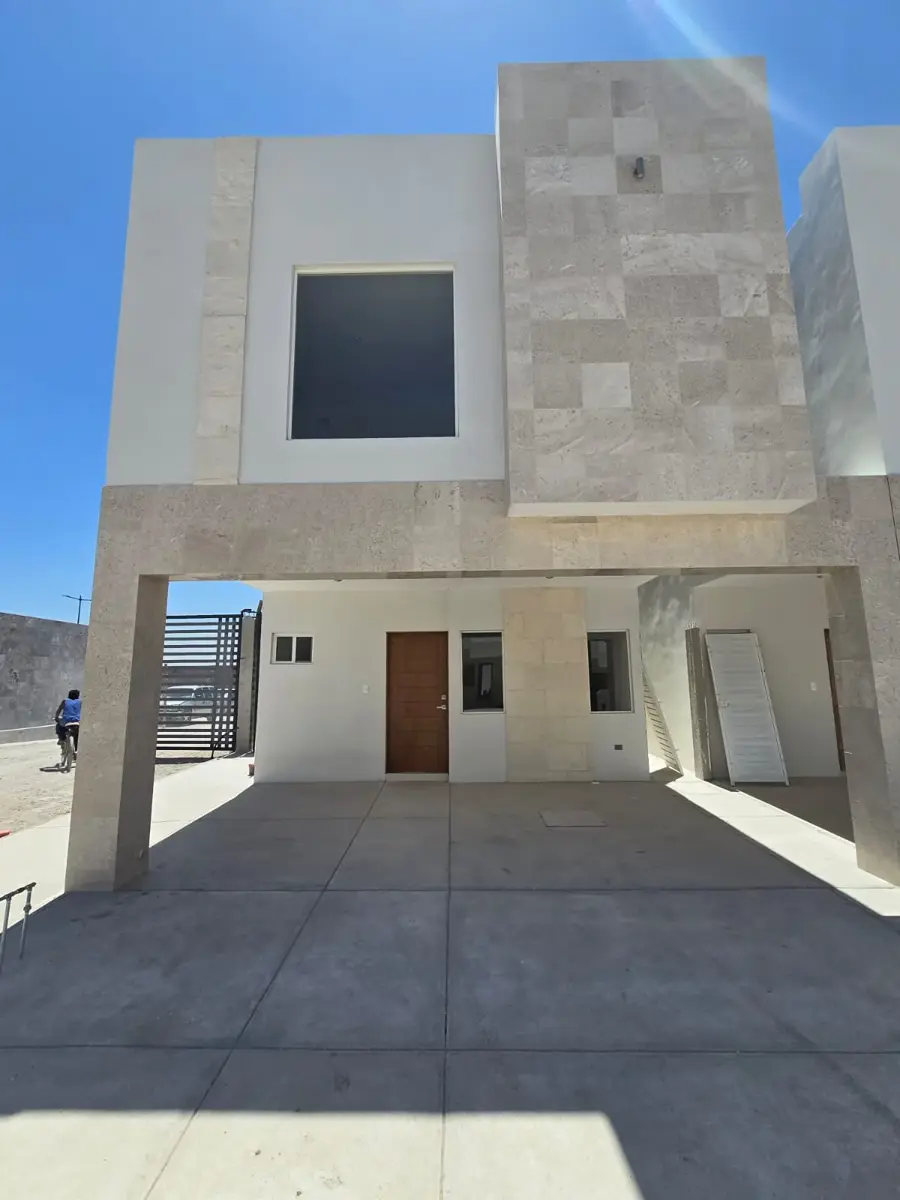 Casa en venta en Las Lomas, Torreón — foto 1 de 18