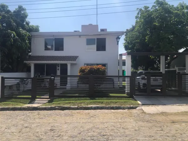 Casa en venta en Lomas de Cocoyoc, Atlatlahucan — foto 2 de 38