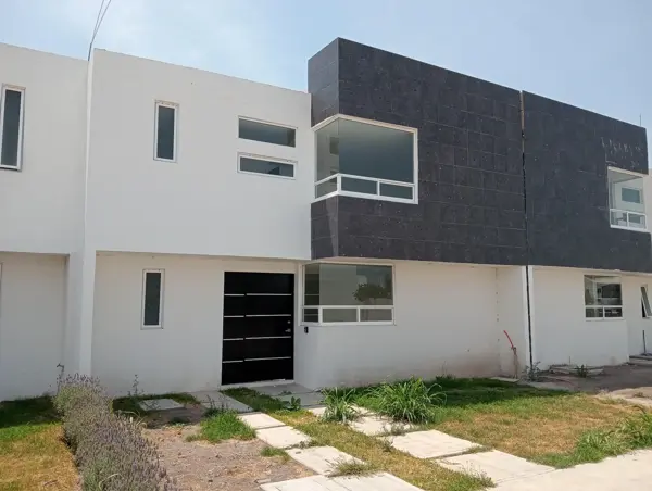 Casa en venta en Residencial las Trojes, Corregidora — foto 2 de 13