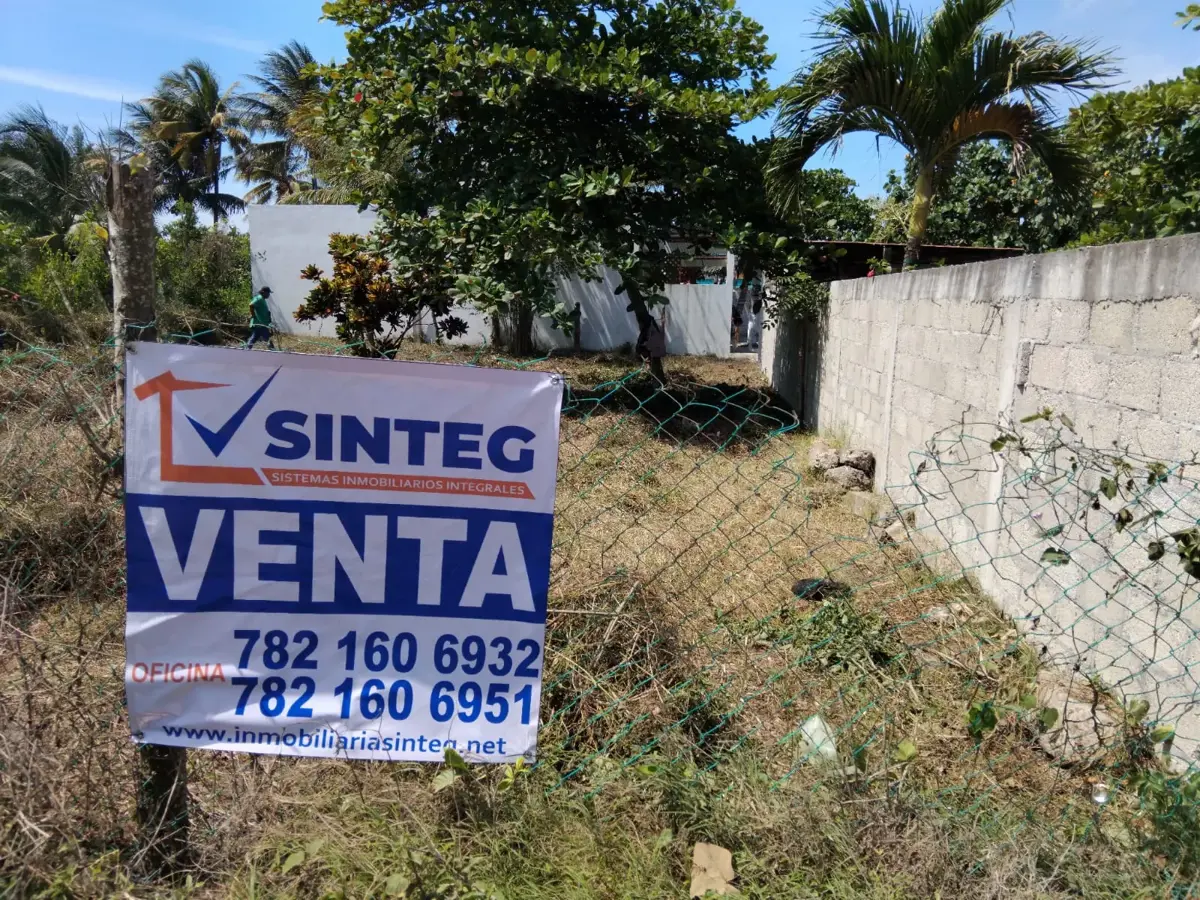 Terreno en venta en Barra de Cazones, Cazones de Herrera — foto 1 de 32