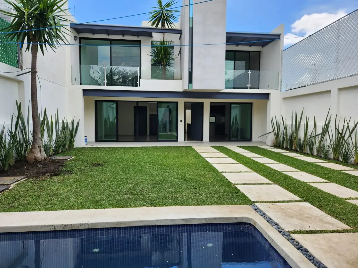 Casa en venta en Lomas de la Selva, Cuernavaca — foto 1 de 22