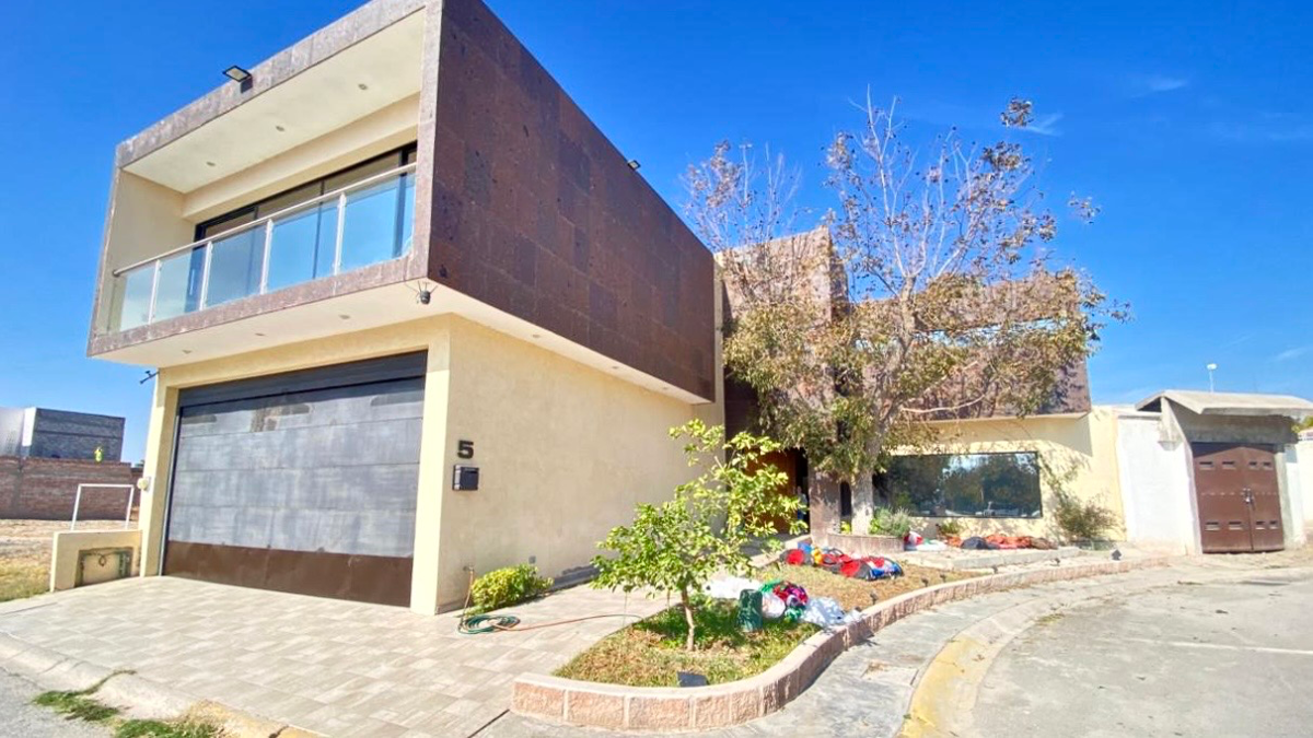 Casa en venta en Real del Nogalar, Torreón — foto 1 de 24