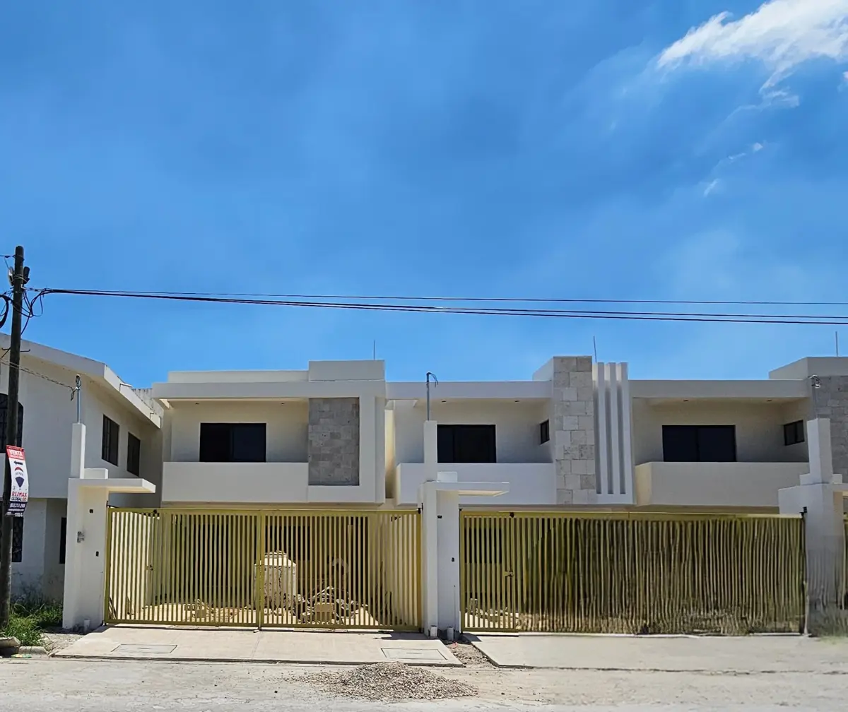 Casa en venta en Ampliación Unidad Nacional, Ciudad Madero — foto 1 de 18