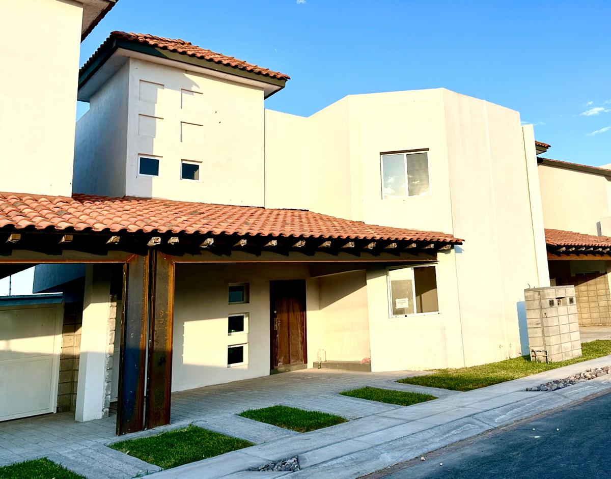 Casa en venta en Las Lomas, Torreón — foto 1 de 24