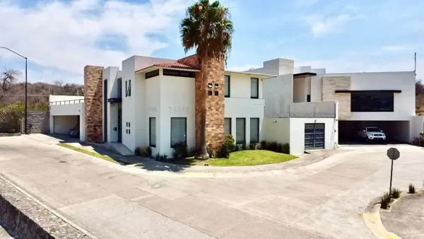Casa en venta en Porta Fontana, León — foto 2 de 24