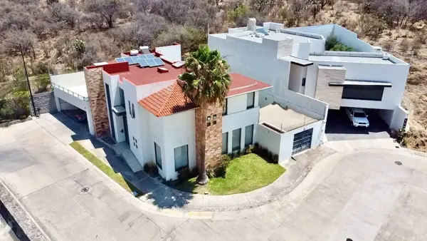 Casa en venta en Porta Fontana, León — foto 3 de 24
