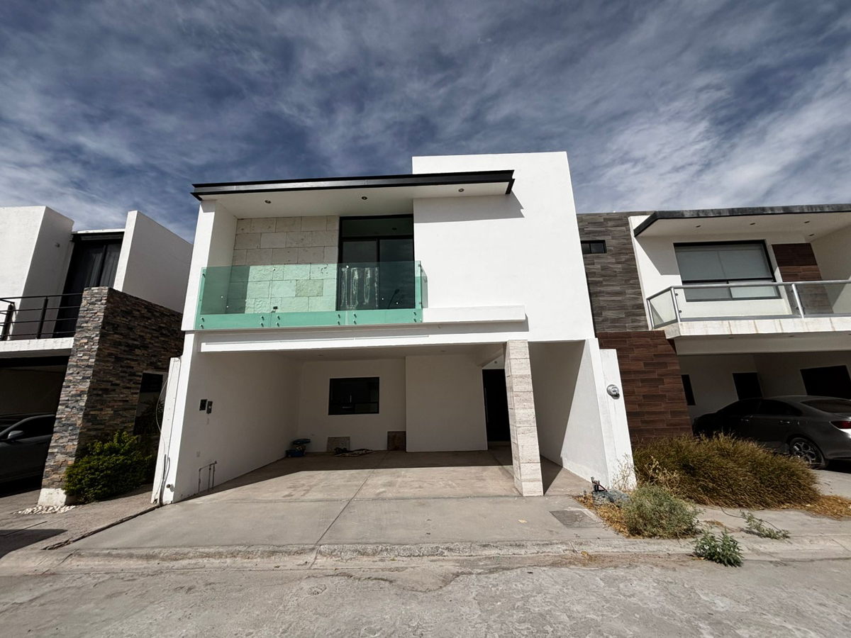 Casa en venta en Los Viñedos, Torreón — foto 1 de 11