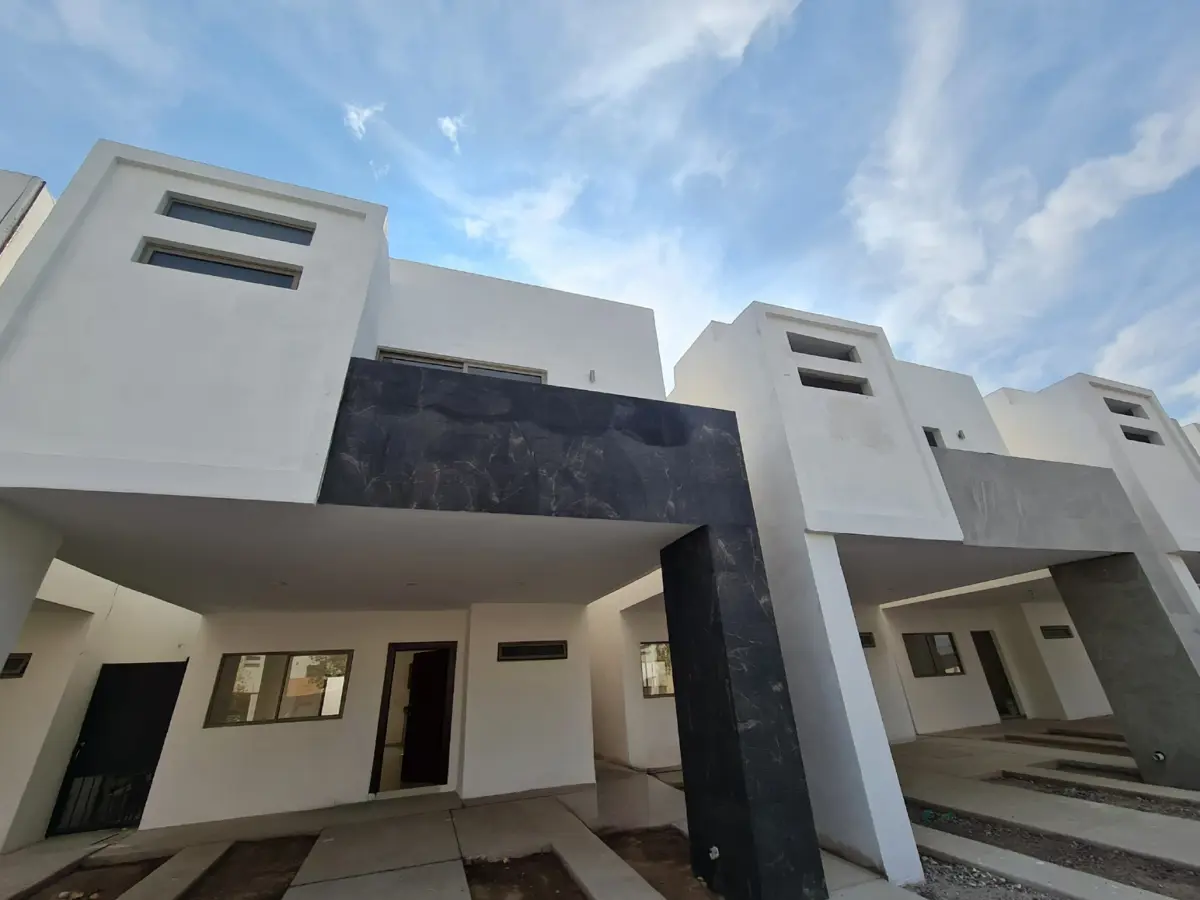 Casa en venta en Villas del Renacimiento, Torreón — foto 1 de 15