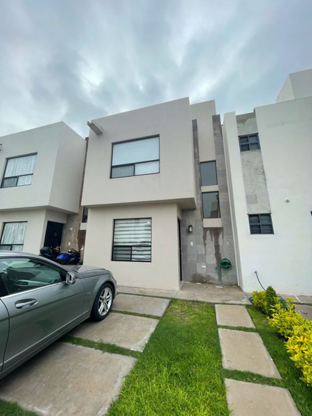 Casa en venta en Rincones del Marques, El Marqués — foto 2 de 29