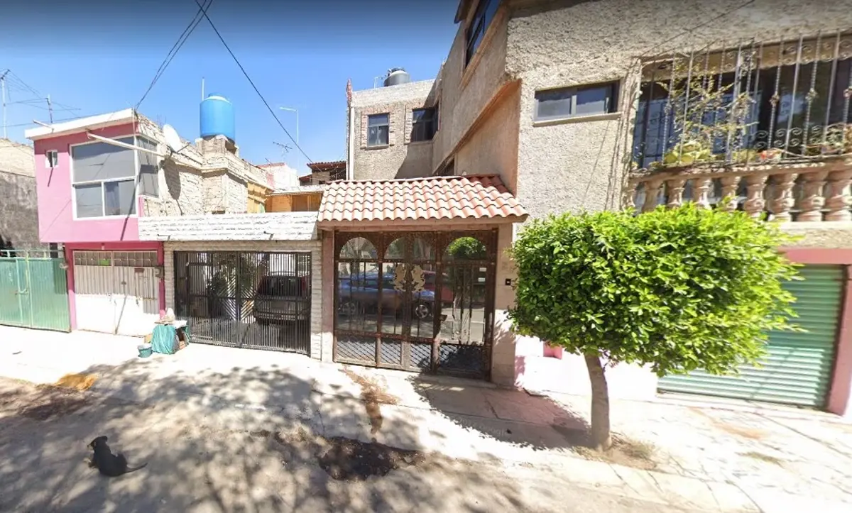 Casa en venta en Izcalli, Ixtapaluca — foto 1 de 17