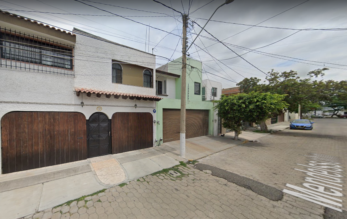 Casa en venta en Leon Moderno, León — foto 1 de 10