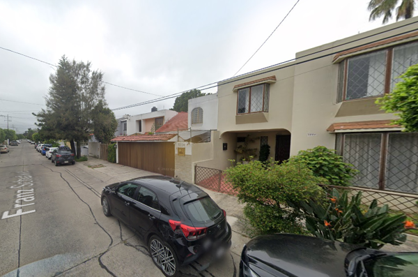 CASA EN VENTA EN LA ESTANCIA, ZAPOPAN-JAL