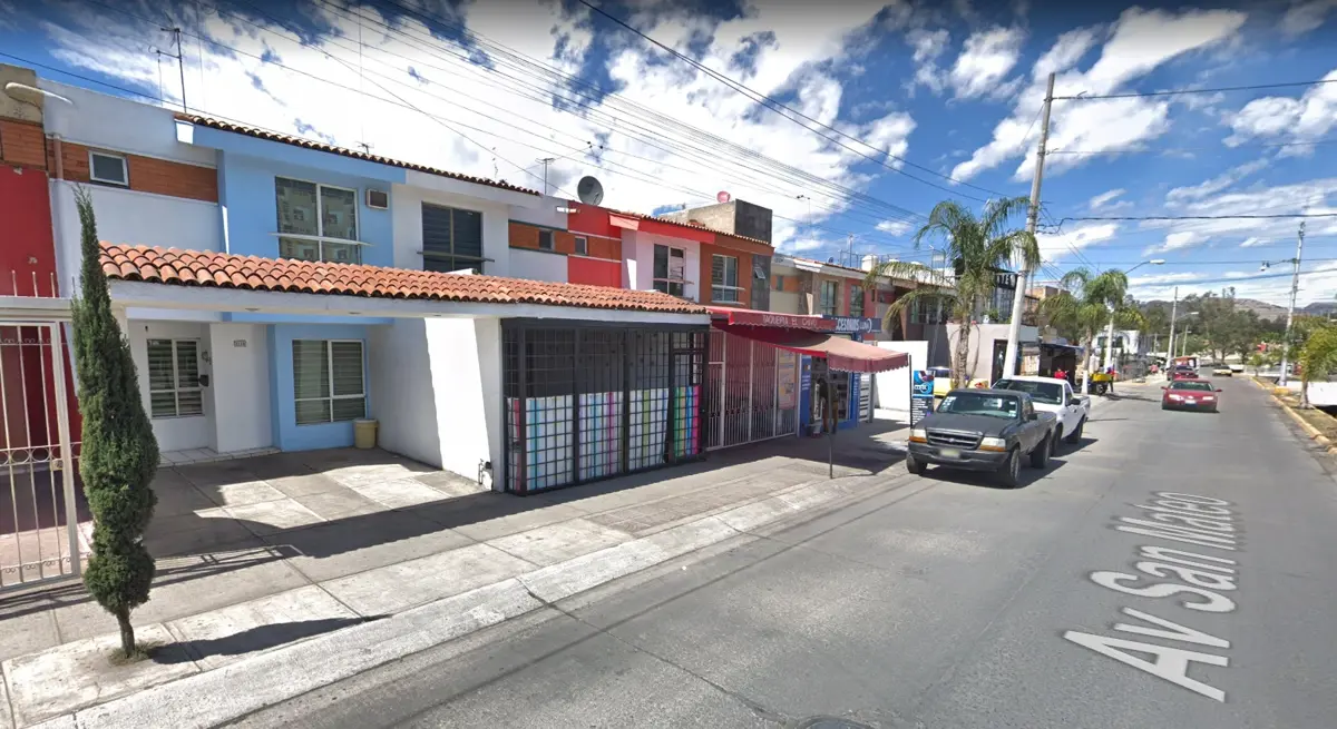 Casa en venta en Parques de Tesistán, Zapopan — foto 1 de 10