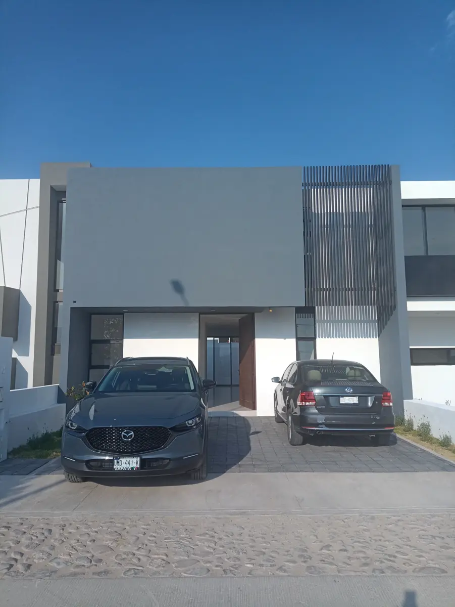 Casa en venta en El Condado, Corregidora — foto 1 de 18