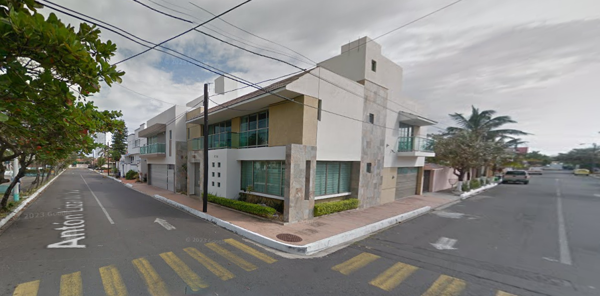 VENDO CASA EN COSTA DE ORO-VER