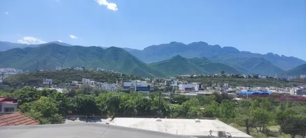 Casa en venta en Contry la Silla, Guadalupe — foto 2 de 15