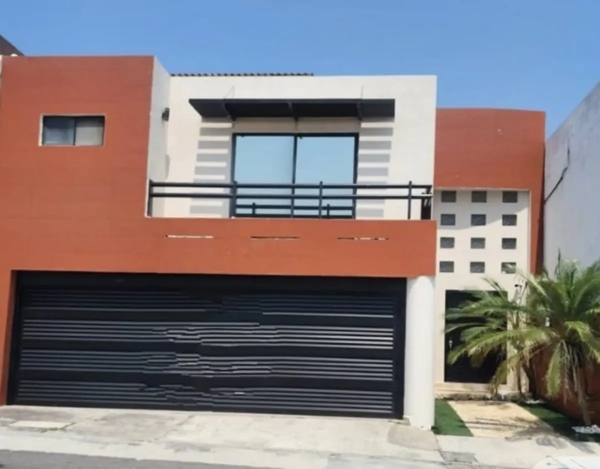 Casa en venta en Las Lomas Residencial, Alvarado — foto 1 de 46