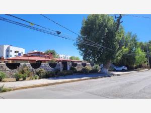 Casa en venta en Infonavit San Marcos, Tula de Allende - Amplia propiedad con 7 recámaras y jardín