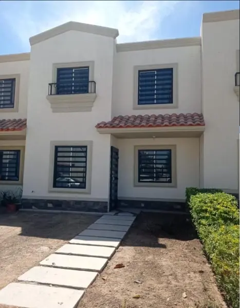 Casa en renta en Cantabria, Culiacán — foto 2 de 2