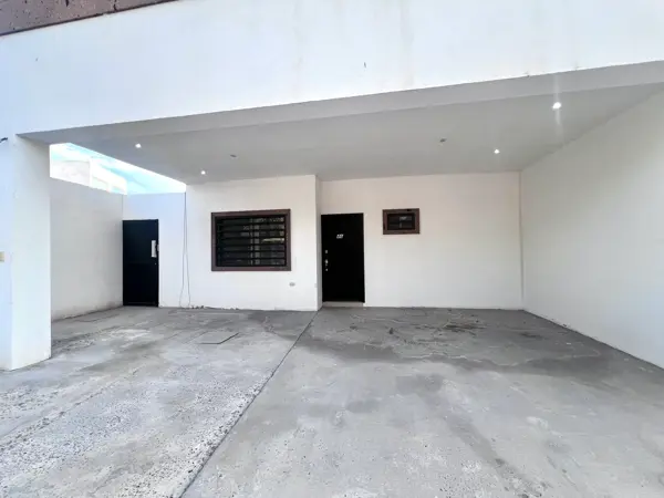 Casa en venta en Magisterio Iberoamericana, Torreón — foto 2 de 17