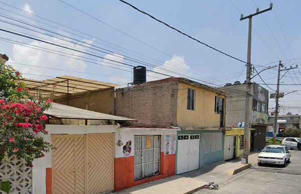 Casa en venta en Ciudad Azteca Sección Poniente, Ecatepec de Morelos — foto 2 de 13