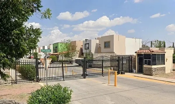 Casa en venta en Hacienda de los Nogales, Juárez — foto 3 de 17
