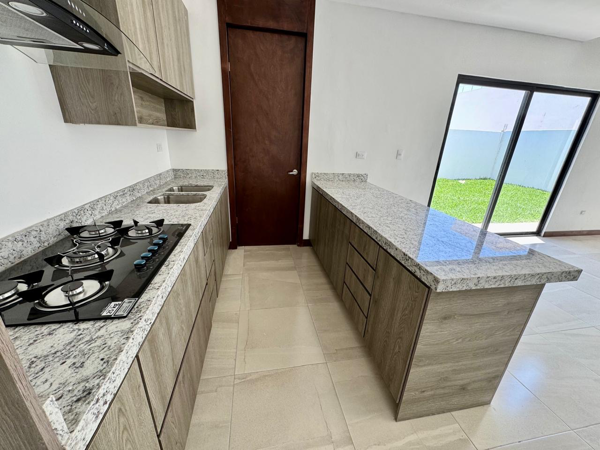 Casa en venta en Villas del Renacimiento, Torreón — foto 3 de 35