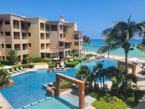 Edificio en venta en Playa del Carmen, Solidaridad — foto 2 de 5