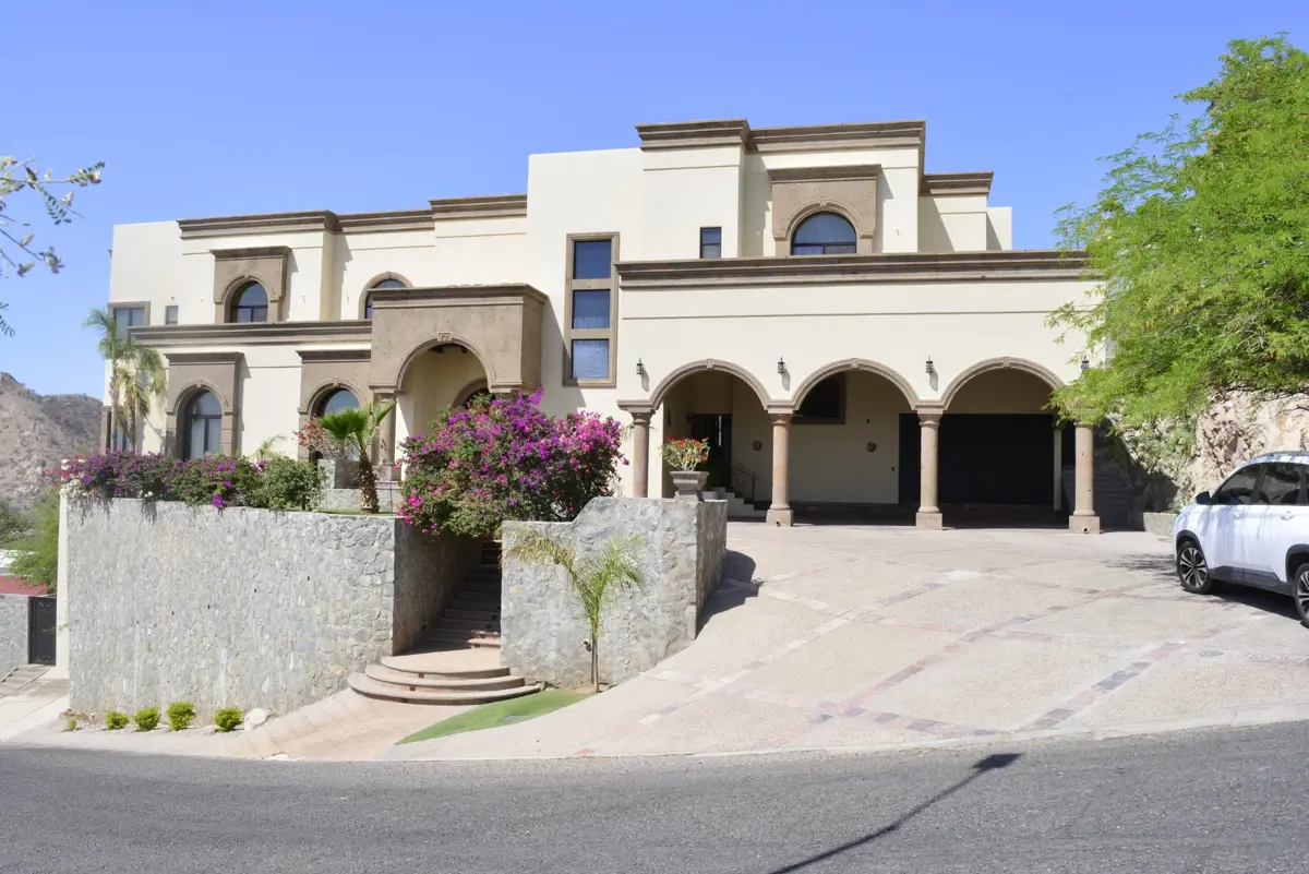 Casa en venta en Haciendas Residencial, Hermosillo — foto 1 de 25