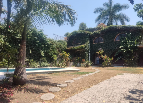 Casa en venta en Burgos, Temixco — foto 2 de 4