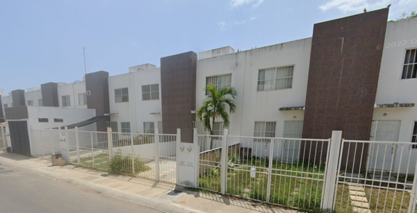 Casa en venta de cesión inmediata, Los Olivos Playa del Carmen — foto 1 de 17