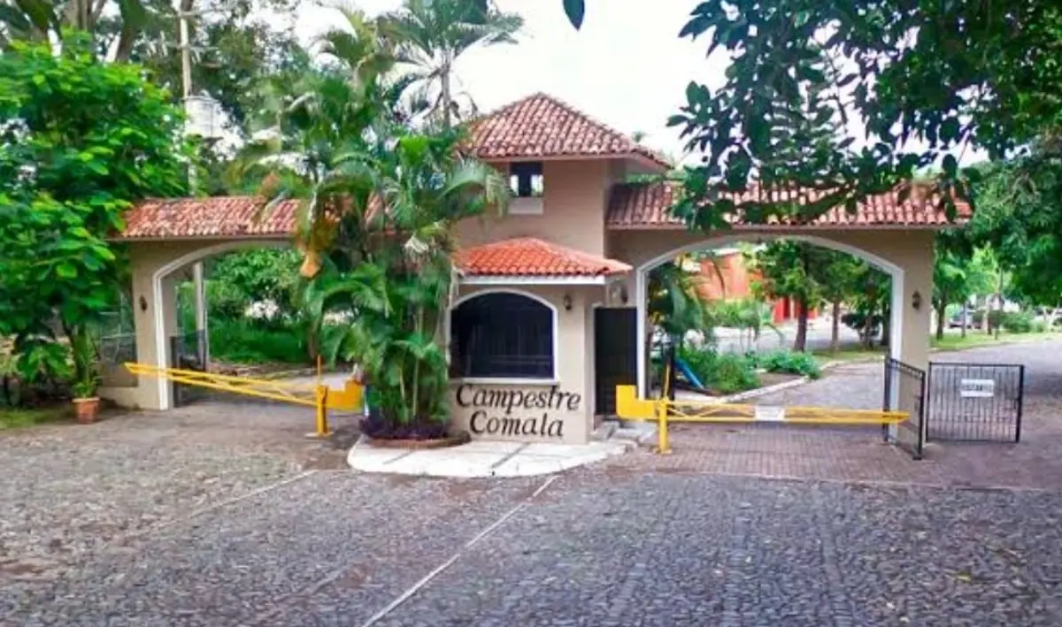 Casa en venta en Campestre Comala, Comala