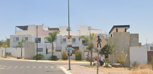 Casa en venta en El Manantial, Corregidora — foto 3 de 11