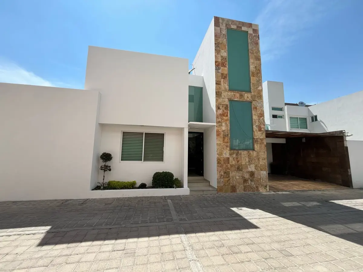 Casa en renta en Atzala, San Andrés Cholula — foto 1 de 21