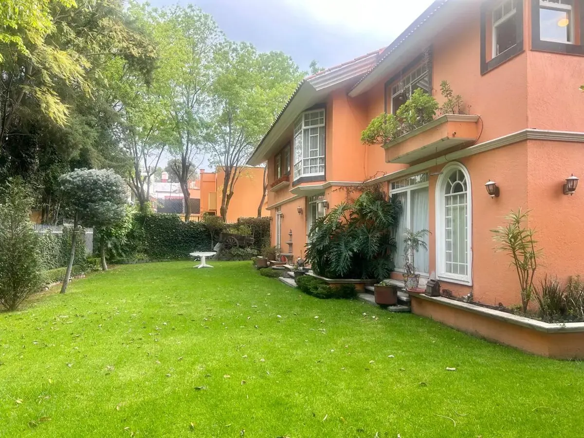 Casa en venta en Lomas Verdes 1a Sección, Naucalpan de Juárez — foto 1 de 23