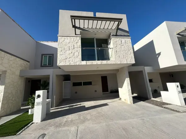 Casa sustentable en condominio cerrado La Vista Residencial, Querétaro